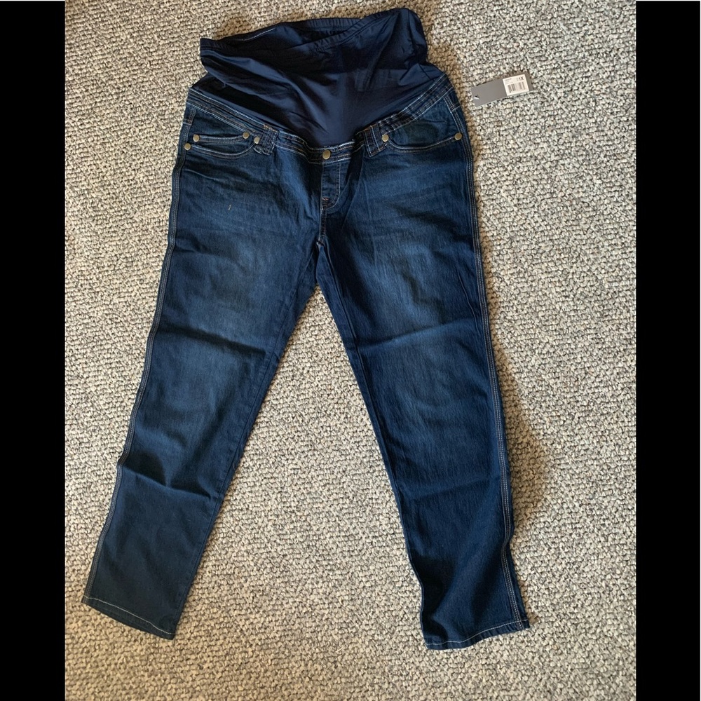 Two Hearts Maternity Jeans - Size 1X/16